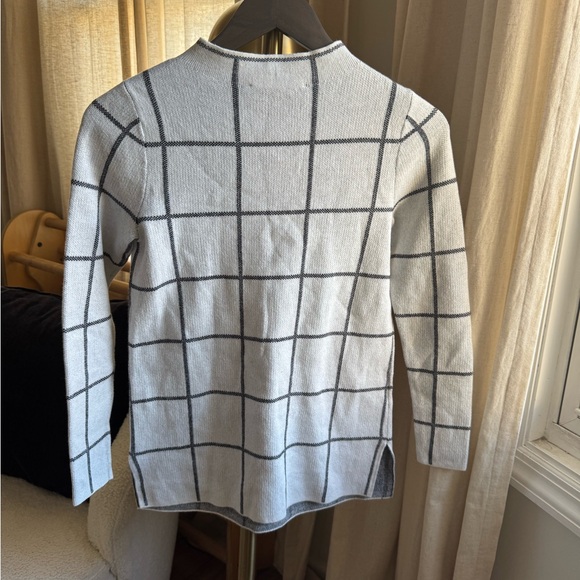 NWOT LOFT Monochrome Knit Top | XXSP - Picture 3 of 6